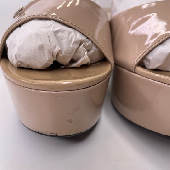 Prada Nude Patent Leather Sliders - Picture 3 of 7